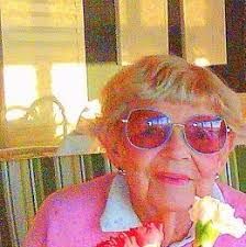 Grumpy, old, crotchety Maxine cartoon wins hearts as John Wagner mocks  every lady