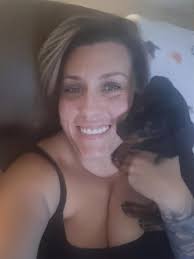 Hi! I'm Danielle and I'm from Texas. I have 2 grown children, 3 if you  count my husband , and 4 dachshunds. I'm a Disney adult who has been known  to read