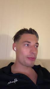 TIM 🫠🤘 (@timkrsn)