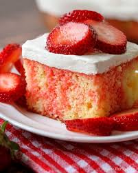 strawberry shortcake poke cake video