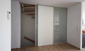 Leipzig Tischlerei Insektenschutzgitter Fliegengitter Raumplus Gleittursysteme Trennwande Turen Und Raumteiler Tischl Trennwand Treppe Haus Raumteiler