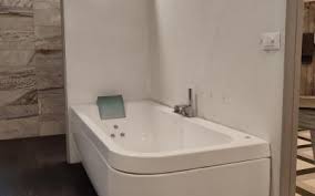 Nel 2018 è previsto l'aumento degli ammiratori di questo sistema innovativo. Vasca Da Bagno Prezzi Outlet Vicenza Fratelli Pellizzari