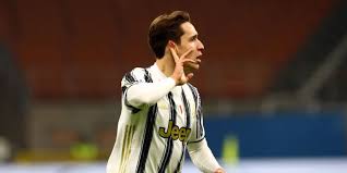 Senza dubbio, nell'idea di calcio che pirlo ha fatto vedere nelle prime due giornate di campionato, federico chiesa potrebbe ricoprire il ruolo di esterno di centrocampo, garantendo velocità, transizioni offensive e difensive e dribbling sul fondo. Juventus Napoli Player Ratings The Federico Chiesa Show The Cult Of Calcio