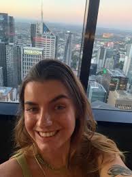 Kia ora ☀️ I'm Lena, 32