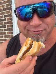 Kerry Rinker's Instagram, Twitter & Facebook