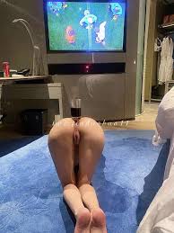 推特反差女神【佳多飽】土豪私人酒店裡當淫奴最頂的女神背後如此淫蕩- 貼圖- 清涼寫真- JKF 捷克論壇