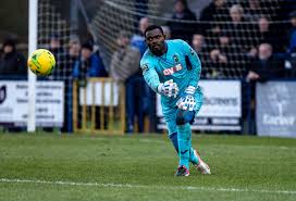 Les lions indomptables du cameroun vont joueur un match amical contre la l'équipe de france. Angleterre Une Equipe Abandonne Le Match Apres Des Abus Racistes Contre Son Joueur Camerounais