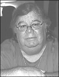 Rauner visits businesses in Red Bud