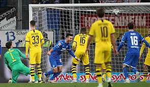 Mit sechs punkten aus zwei spielen ist der bvb perfekt in die neue saison gestartet und ist aktuell tabellenführer. Bundesliga Tsg Hoffenheim Bvb Heute Im Live Ticker Zum Nachlesen