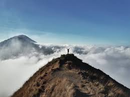 Video panas bule rusia di puncak gunung batur bali i mountain public agent mihanika69. Gunung Batur Dimana