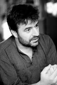 Bleri Lleshi reageert op “jaar van de angst” met pleidooi voor ware liefde 