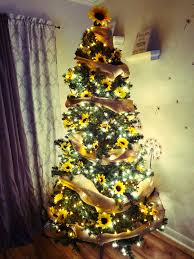 Sunflower Christmas Tree Arboles De Navidad Decorados Arbol De Navidad Navidad
