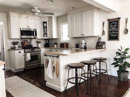 Happy Friday It S A Rare Moment That My Kitchen Is Clean So I Thought I D Share It With You It Is The Cente Home Decor Kitchen Kitchen Design Kitchen Remodel