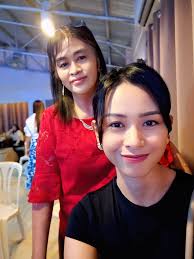 Arnelita Manalad Santiago