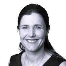 Rachael Foster's Instagram, Twitter & Facebook