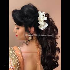 A smoothing cream is always a good idea, but it's also essential if you're working with short wavy hair, a short, curly hairstyle, or a short hairstyle for thick hair (since thick hair can sometimes feel coarse). Hairstyle Wedding Short Hair Hairstyle For Saree