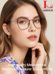Kacamata Frame Wanita Desainer Kacamata Lensa Optik Logam Titanium UV400  Terbaru Berkualitas Tinggi Trendy Anti Cahaya Biru