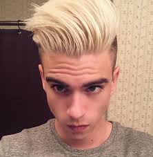 1001 Idees Coloration Blonde Les Hommes S Y Mettent Decoloration Des Cheveux Coloration Blonde Cheveux Decolores
