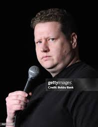 Stephen Hilger peforms at The Stress Factory Comedy Club