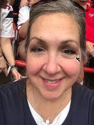 Kenneth Torain's Instagram, Twitter & Facebook