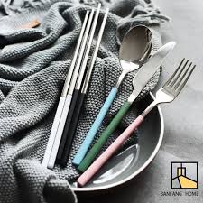 Harga sendok set stainless steel alat makan sendok garpu sumpit anti karat terbaru mei 2021 | dapatkan promo sendok set stainless steel alat makan sendok garpu sumpit anti karat di blibli 📢 gratis ongkir 100% original 💡 pembayaran aman & mudah Nama Produk Peralatan Dapur Set Peralatan Makan Sendok Garpu Sumpit Dengan Gagang Stainless Harga Rp 33300 Belum Ongkir Detail Kitchenware Kitchen Food
