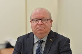 President leads tributes as RTÉ broadcaster Rodney Rice dies aged 76