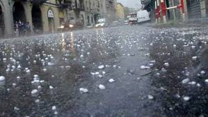 Avviso meteo per forti temporali, nubifragi e grandine, mappe sulle zone più colpite. Maltempo Allerta Gialla Per Forti Temporali E Grandine Su Novarese E Vco