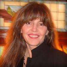 Mercedes Ross's Instagram, Twitter & Facebook