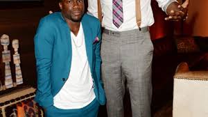 Tonight is the 2016 mtv movie awards with both kevin hart and dwayne the rock johnson hosting the event. Kevin Hart Standing Next To Tall People Will Make Your Day Entertainment Tonight