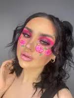 Promote with Olivia Cunningham