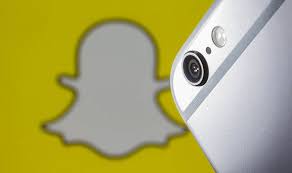 Not only snapchat messages, but you could also take this program to get deleted imessages back easily. Snapchat Update Bad News For Fans Hoping Chat App Will Go Back To Old Design Express Co Uk