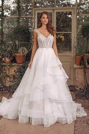 Ihr tragisches schicksal schlägt wellen bis in die. Justin Alexanders Herbst Winter Kollektion 2020 Ein Toller Mix Aus Eleganz Und Raffinesse Ballkleid Hochzeit Hochzeitskleid Ballkleid Glamourose Hochzeitskleider