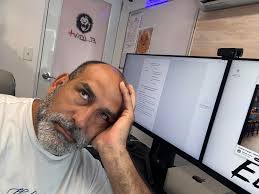 PUERTORICO HOY ME TOCO TRABAJO DE OFICINA, PROPUESTAS, TRIBUNAL SUPREMO  ENTRE OTRAS COSAS… NO ES LO MÍO REALMENTE. TIENEN QUE ESTAR TODOS LOS  PLANETAS ALINEADOS PARA YO PODER CONCENTRARME JAJAJA… ME GUSTA