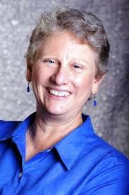 Lois Powell's Instagram, Twitter & Facebook