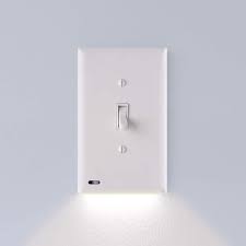Amazon Com Single Snappower Switchlight Led Night Light For Single Pole Light Switches Light Switch Plate With Led Night Lights Adjust Brightness Auto On Off Sensor Toggle White Home Improvement