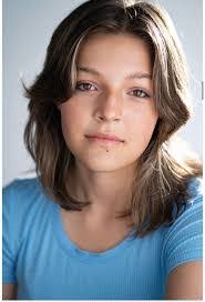 Alexandra Masters's Instagram, Twitter & Facebook