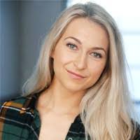 Lindsay Frederick's Instagram, Twitter & Facebook