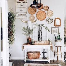 35 Best Facts Fiction And Wall Collage Ideas Living Room Rustic Wall Walldecoration Walldecorideas Boho Chic Interior Decor Boho Entryway