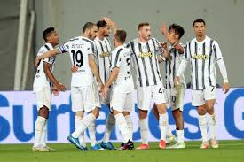 Crisi di risultati in campionato (aggravata) e non credo ad esperimenti particolari in difesa in una partita come questa, quindi dentro i centralissimi miranda e murillo con ai lati d'ambrosio e. Live Juventus Inter 3 2 Serie A Calcio In Diretta Pagelle E Highlights Decide Cuadrado La Partita Su Rigore Oa Sport