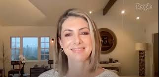 Bob Saget's Widow Kelly Rizzo Reveals She's Writing a New Book: 'Half  Cookbook, Half Stories about Bob' (Exclusive)