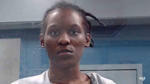 Woman arrested after chase, crash in downtown Charleston with children in  the car