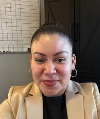 Mia Solomon's Instagram, Twitter & Facebook