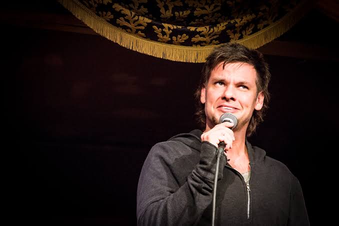 Comedian Theo Von captivates crowds with Louisiana-style stories about  growing up in the South - [225]