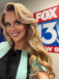 Nap time in one of my favorite shirts “She's got •Memphis Soul• and a Heart  of Gold”💛