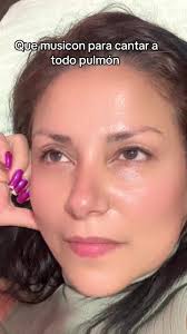 Por aquí pasaba a saludarlos mis bellos Ginafans y agradecerles por to...