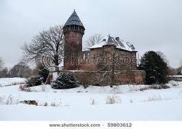 Burg Linn In Krefeld Germany It Was Cool Living Near A Castle Deutschland Burgen Krefeld Burg