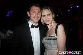 At his eighth and final white house correspondents' dinner, president barack obama exited by decisively dropping the microphone, and white house correspondents' association president jeff mason got a standing ovation for a similar point, stating: Capitol File Magazine White House Correspondents Dinner After Party Bobby Flay Stephanie March Image 5 Guest Of A Guest