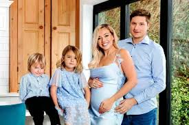 Kelsey Parker has announced she's expecting her first child with her  partner Will Lindsay ❤ The news comes three years after the heart-wrenching  loss of her husband Tom Parker, former member of