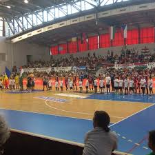 Elérhetőség galéria műszaki leírás házirend árlista munkatársak nyitva tartás jegytükör. Photos At Messzi Istvan Sportcsarnok Basketball Stadium
