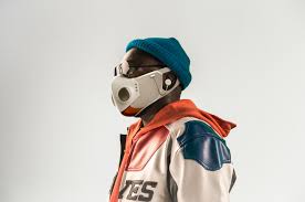 Now there is a competitor product from lg to project hazel. The Xupermask Face Mask From Will I Am Packs Two Fans Bluetooth And Noise Cancelling Headphones Really Tom S Guide
